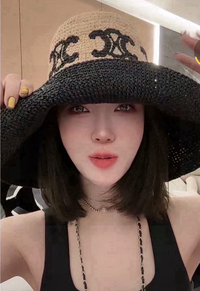 WIDE BRIM HAT MODEL 650346 IN NATURAL & BLACK WOVEN STRAW
