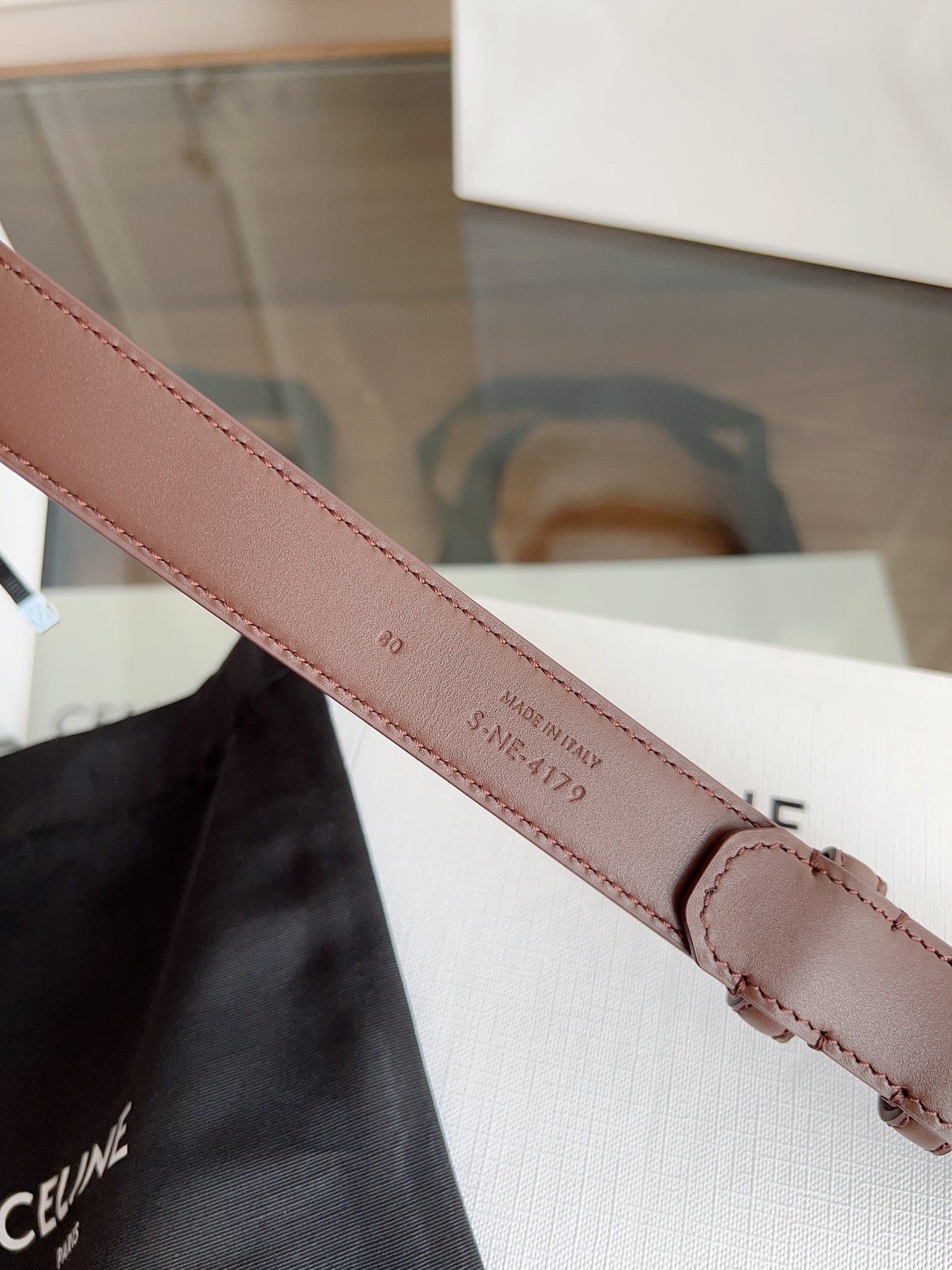 TRIOMPHE BELT 24MM IN BROWN CALFSKIN WITH GOLD BUCKLE
